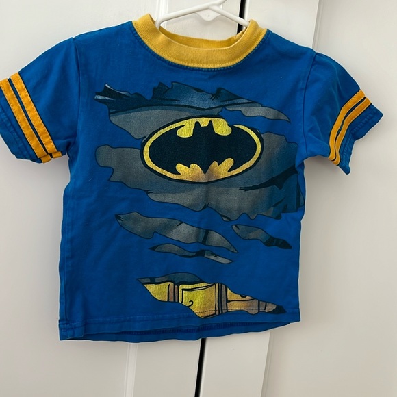 Boys Size 2T Batman Pajama Top - Picture 1 of 3